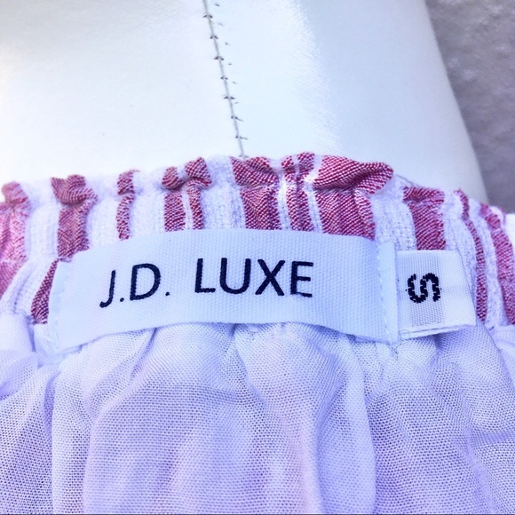 J.D. LUXE ruffle crop top and cropped pant set - Picture 7 of 9